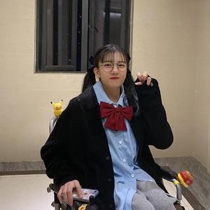 成人黄色免费电影
